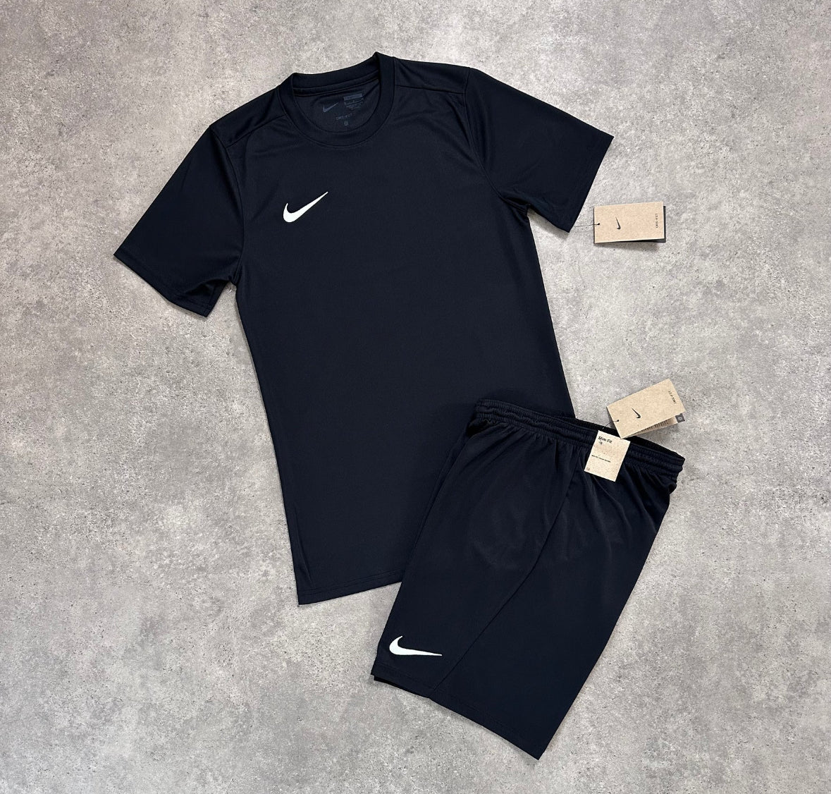 Nike logo essential set - black