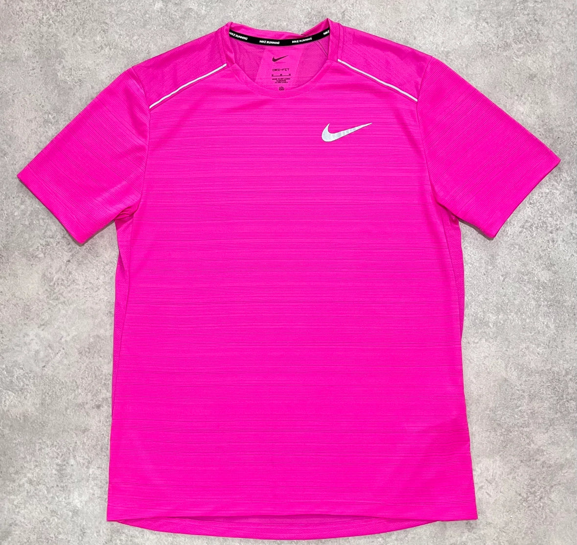 Nike hyper pink miler